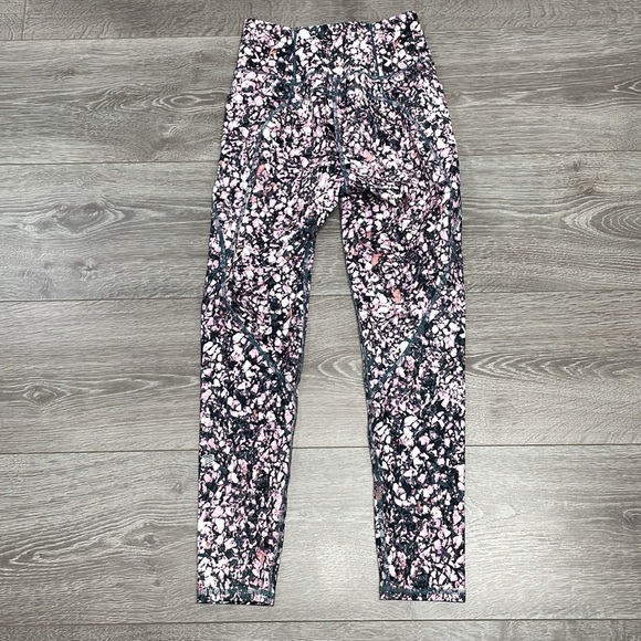 NWT FLX Ascent 7/8 Legging High Rise Lilac Mosaic Print XS - Picture 15 of 15
